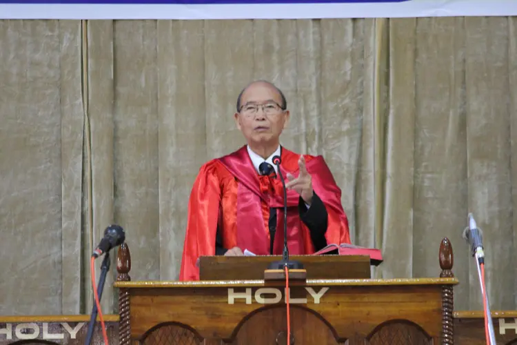 Rev. Dr. Mangkhosat Kipgen 17th graduation speaker
